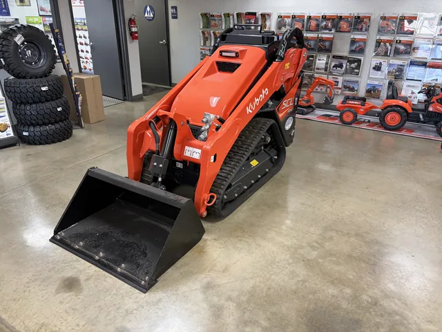 Actual stock photo 2 of Kubota Construction SCL1000, stock 025637