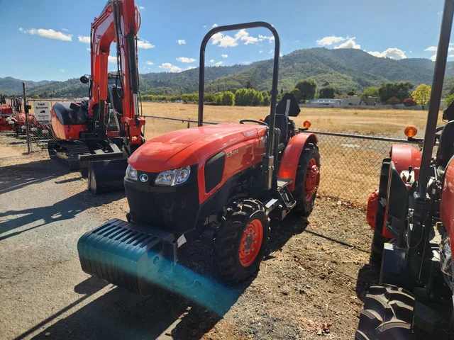 Actual stock photo 2 of 2025 Kubota M5N-092HD12, stock 018970