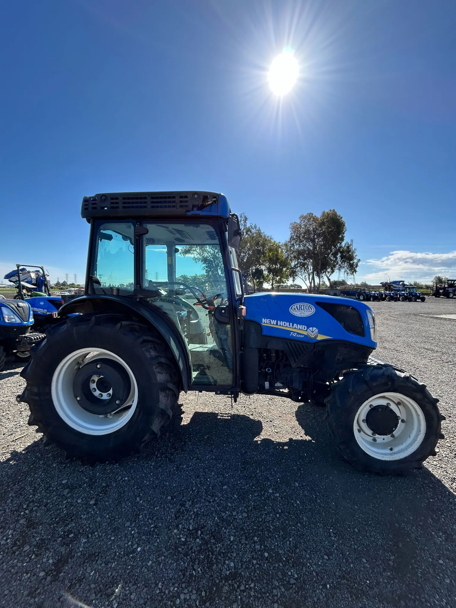 Actual stock photo of 2019 New Holland T4.100F, stock 028981