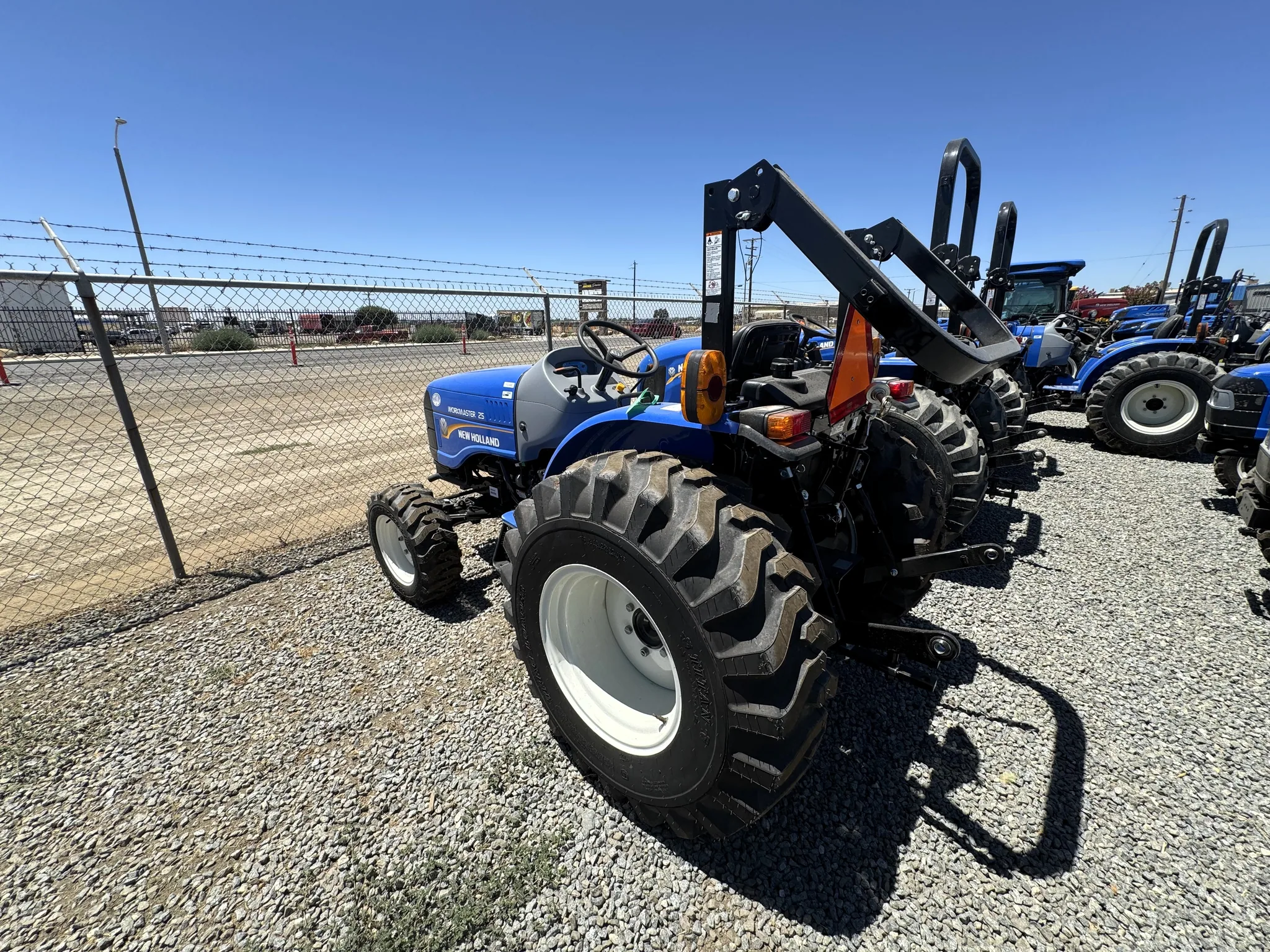 Actual stock photo of New Holland WMR 25, stock 021797