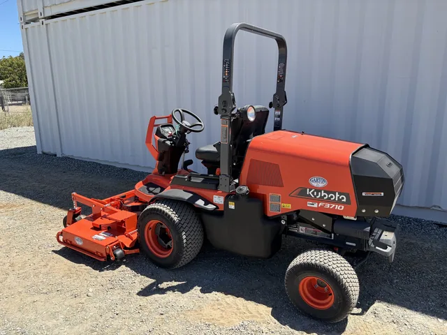 Actual stock photo 3 of Kubota F3710, stock 016299