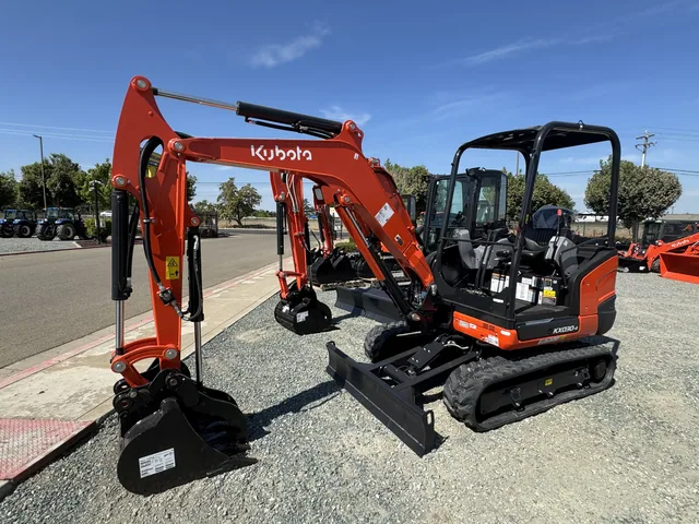 Actual stock photo 2 of Kubota Construction KX030-4R1, stock 025734