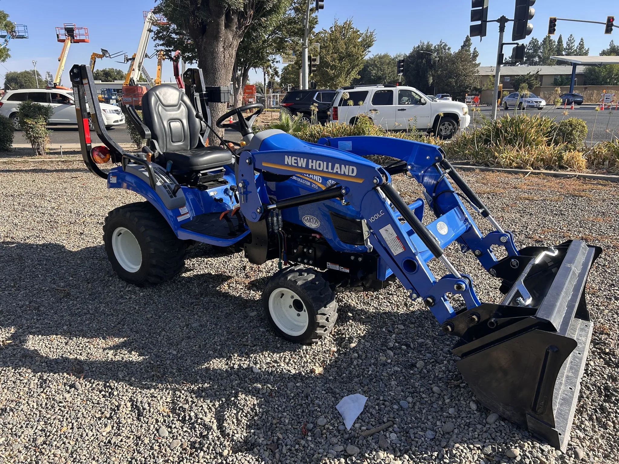 Actual stock photo of New Holland WMR-25S, stock 029915