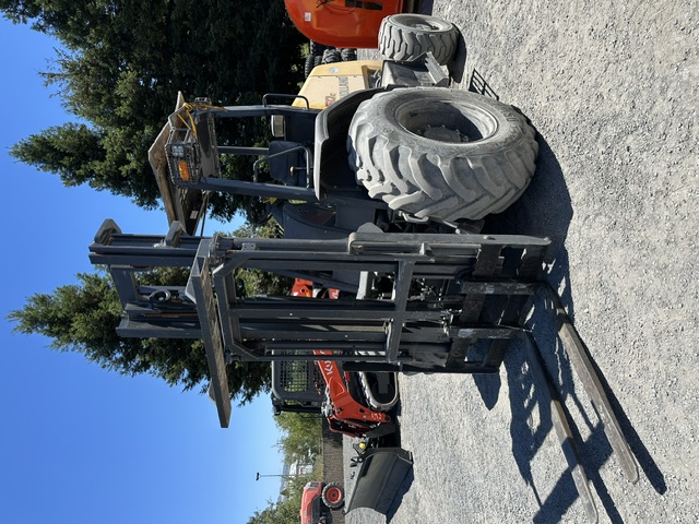 Actual stock photo of New Holland F50C, stock C91301
