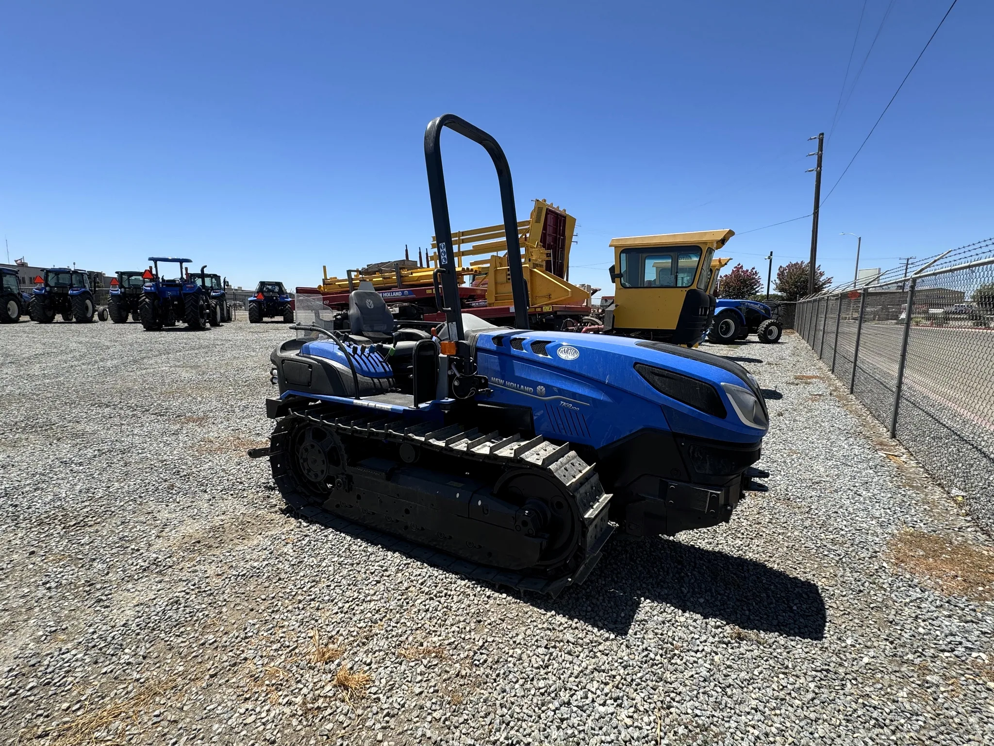 Actual stock photo of New Holland TK4.100 T4B, stock 021791