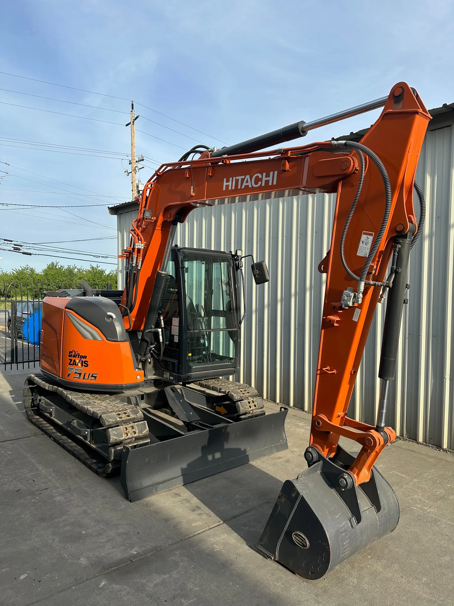 Actual stock photo of Hitachi LANDCROS ZX75US-7N, stock 006686