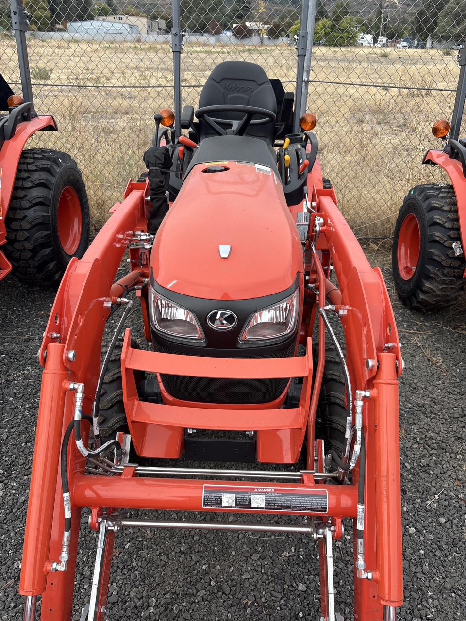 Actual stock photo of Kubota B2601HSD-1, stock 027029