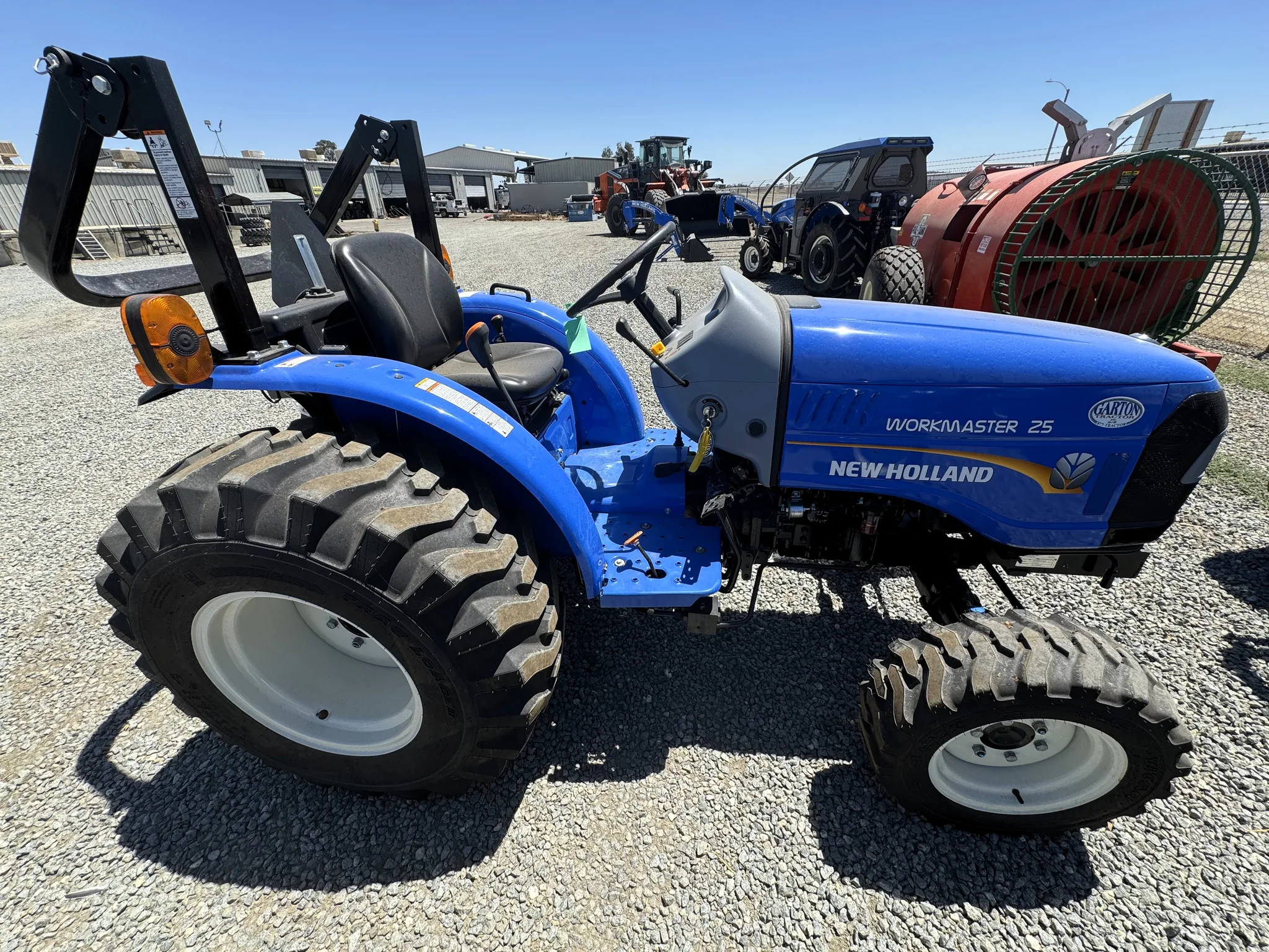Actual stock photo of New Holland WMR 25, stock 021795