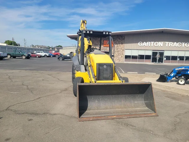 Actual stock photo 2 of New Holland B95D, stock 000045