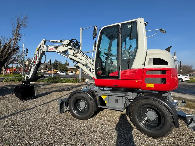 Actual stock photo 3 of Takeuchi TB395W-4S, stock 025237