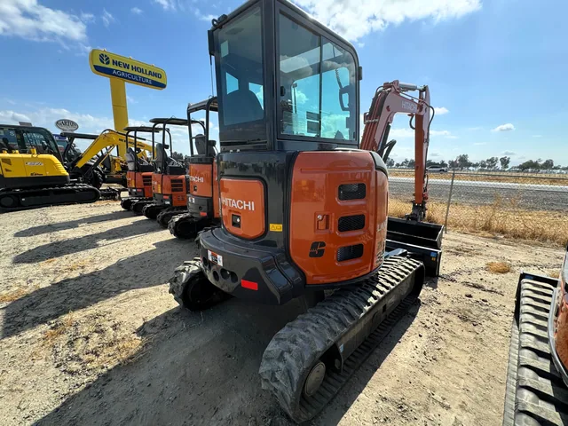 Actual stock photo 3 of Hitachi LANDCROS ZX35U-5N, stock 021886