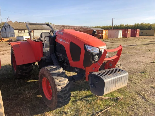 Actual stock photo 2 of Kubota M6L-111SDS, stock C91416